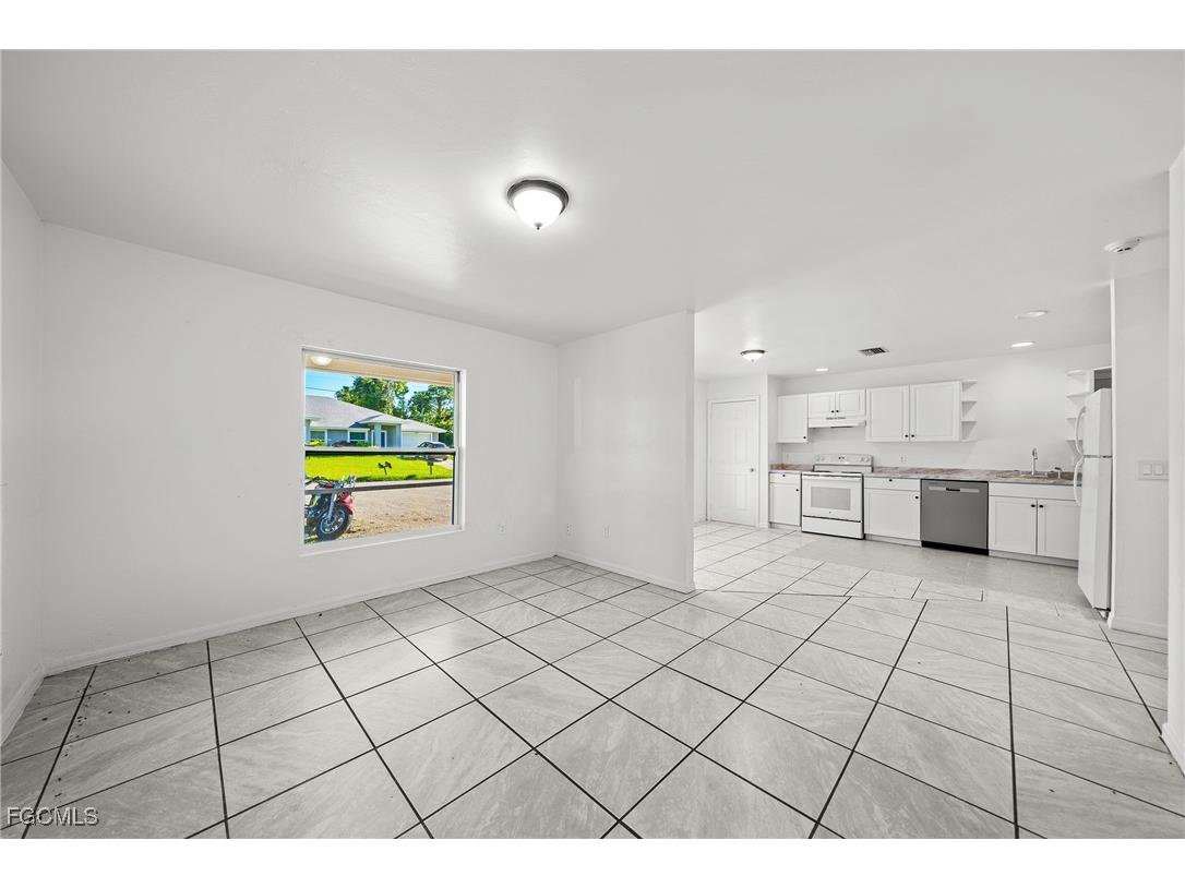 4735 30th Street SW Lehigh Acres FL 33973 2025008691 image3