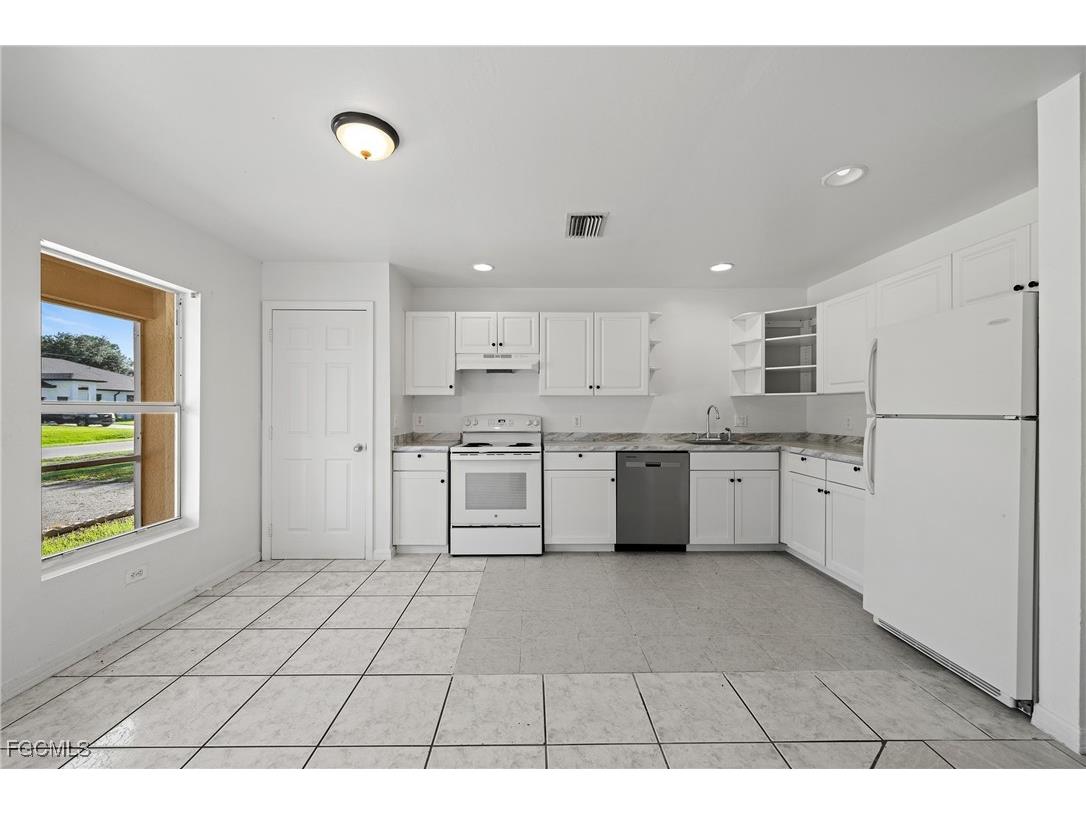 4735 30th Street SW Lehigh Acres FL 33973 2025008691 image5