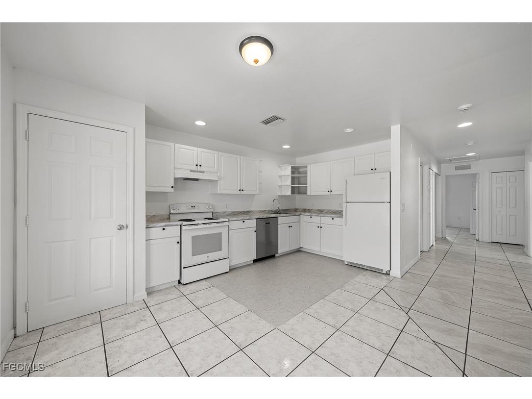 4735 30th Street SW Lehigh Acres FL 33973 2025008691 image6