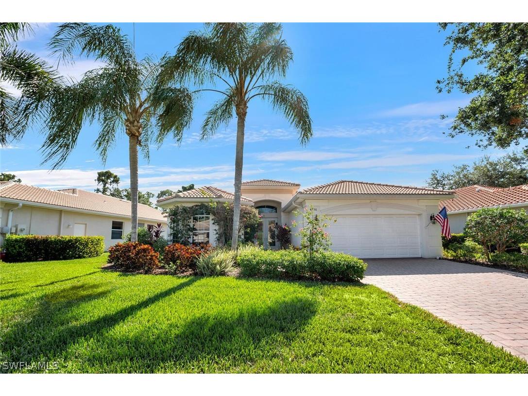 4736 Cerromar Drive Naples FL 34112 224047793 image1