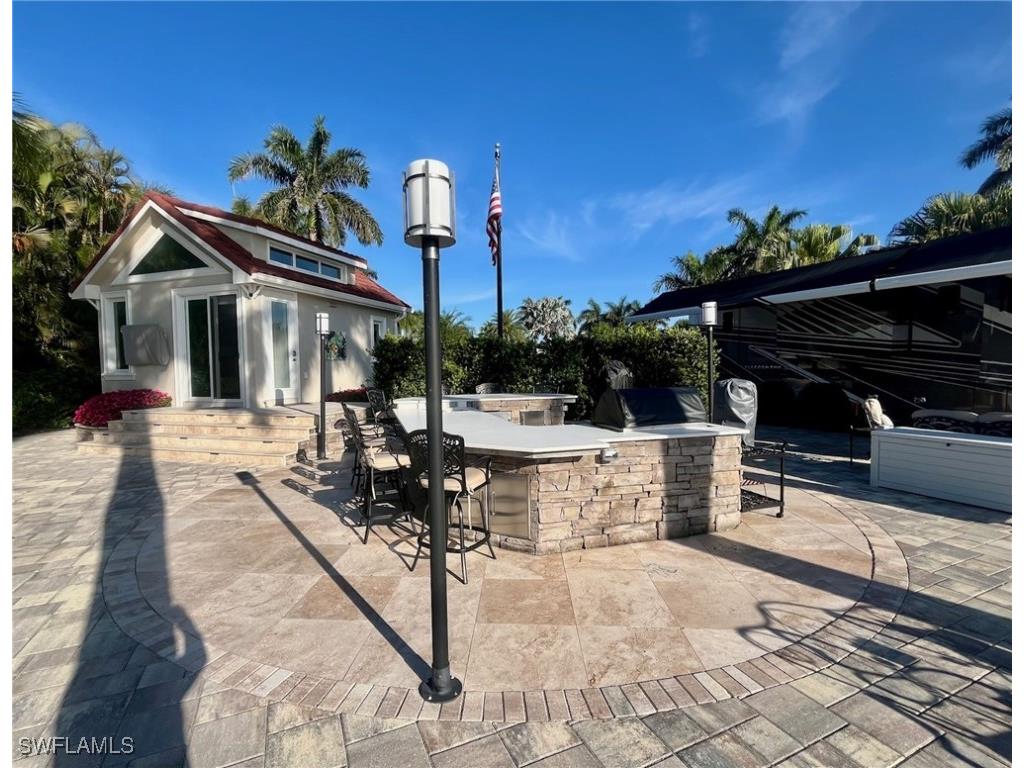 4736 Chariot Court Naples FL 34114 225072819 image2