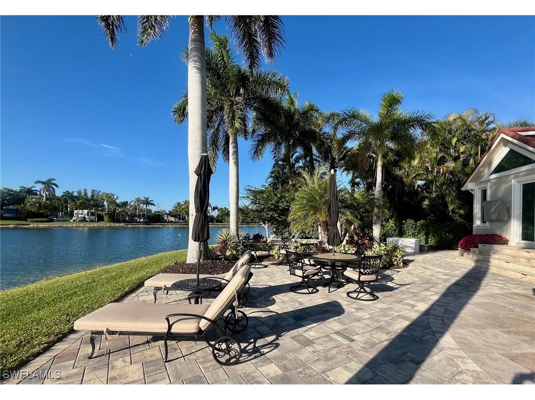 4736 Chariot Court Naples FL 34114 225072819 image4