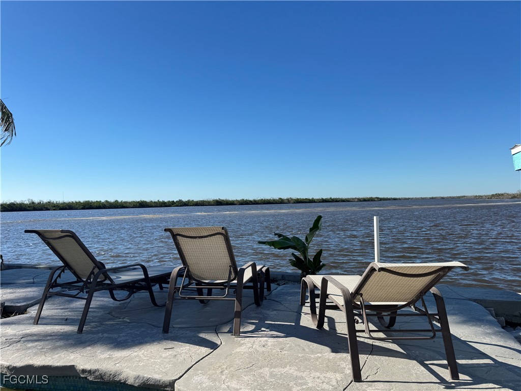 4736 Pine Island Road NW Matlacha FL 33993 2025010981 image4