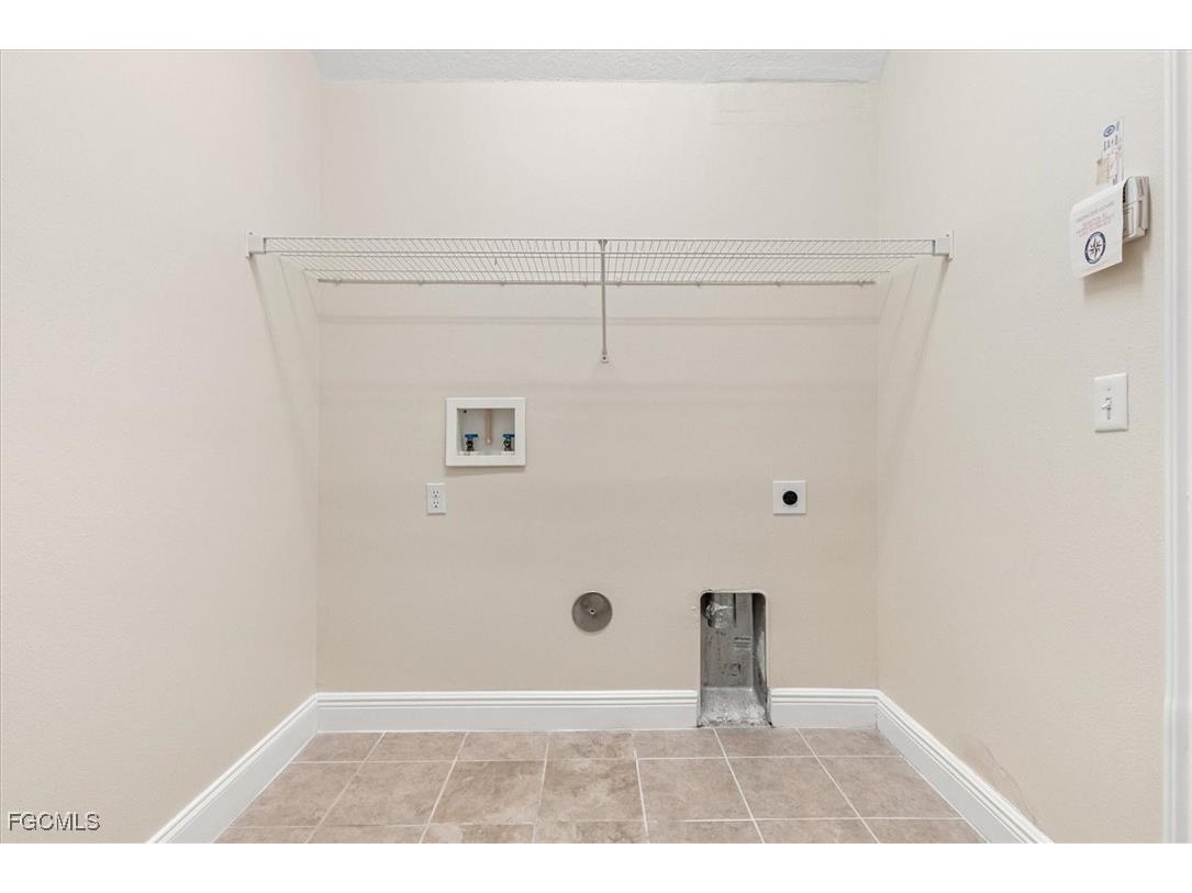 4736 Swordfish Way Palm Harbor FL 34684 2025012220 image27