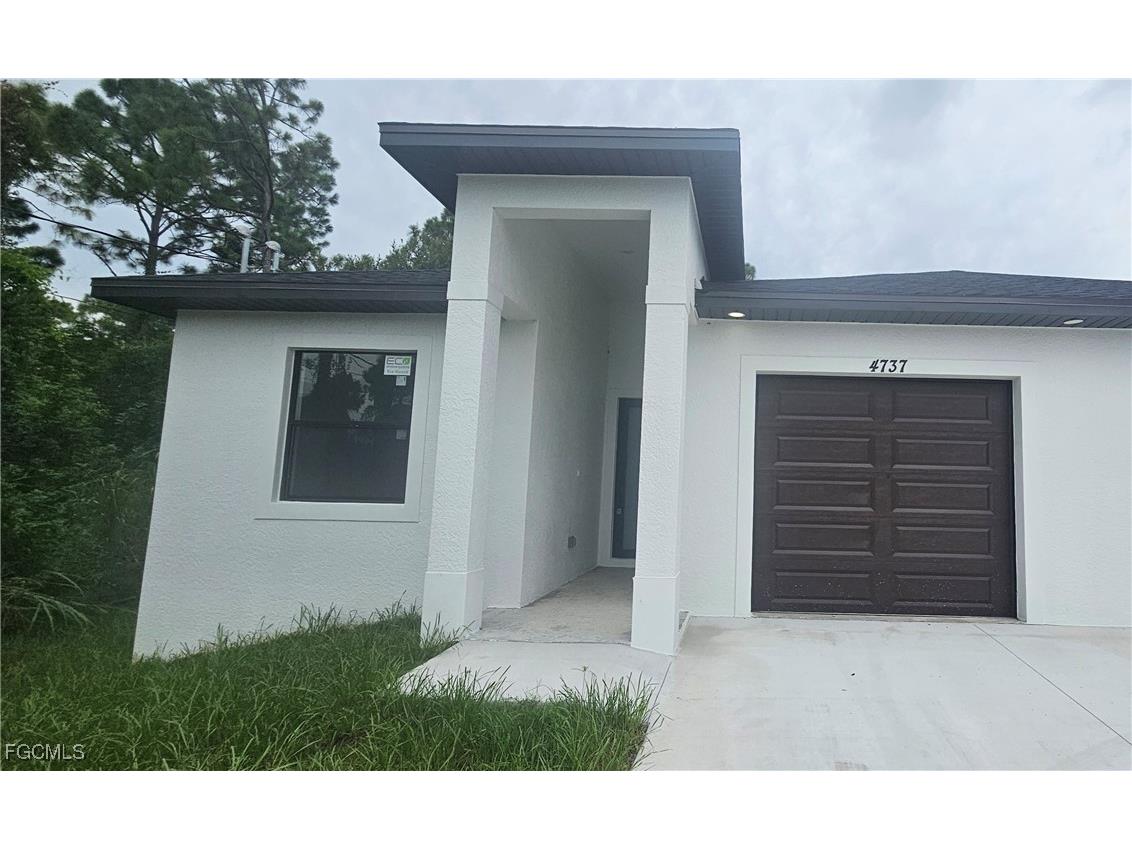 4737 14th Street SW Lehigh Acres FL 33973 2025011422 image1