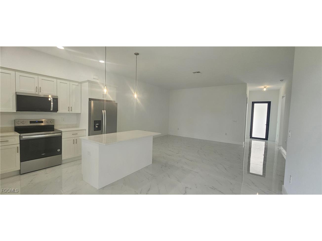 4737 14th Street SW Lehigh Acres FL 33973 2025011422 image3