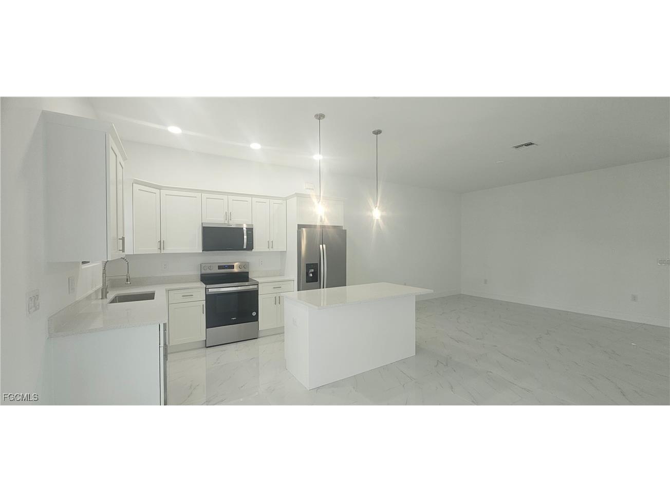 4737 14th Street SW Lehigh Acres FL 33973 2025011422 image5