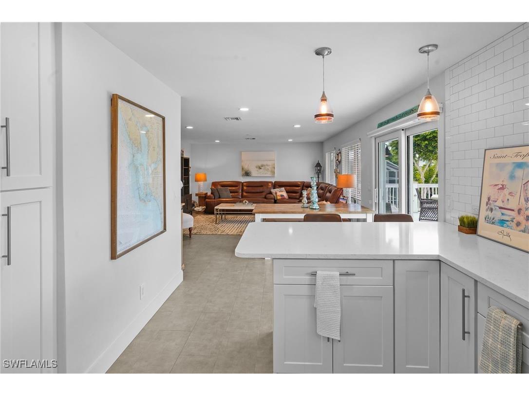 474 Lake Murex Circle Sanibel FL 33957 226000041 image32