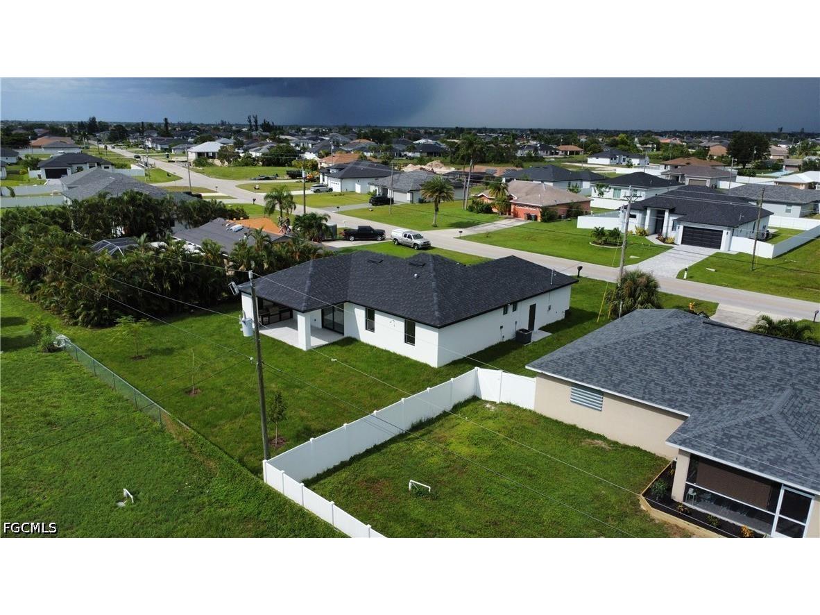 474 NE 2nd Place Cape Coral FL 33909 2026022031 image23