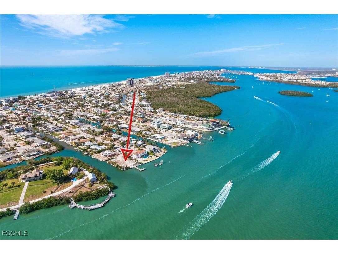 474 Washington Court Fort Myers Beach FL 33931 2025013029 image1