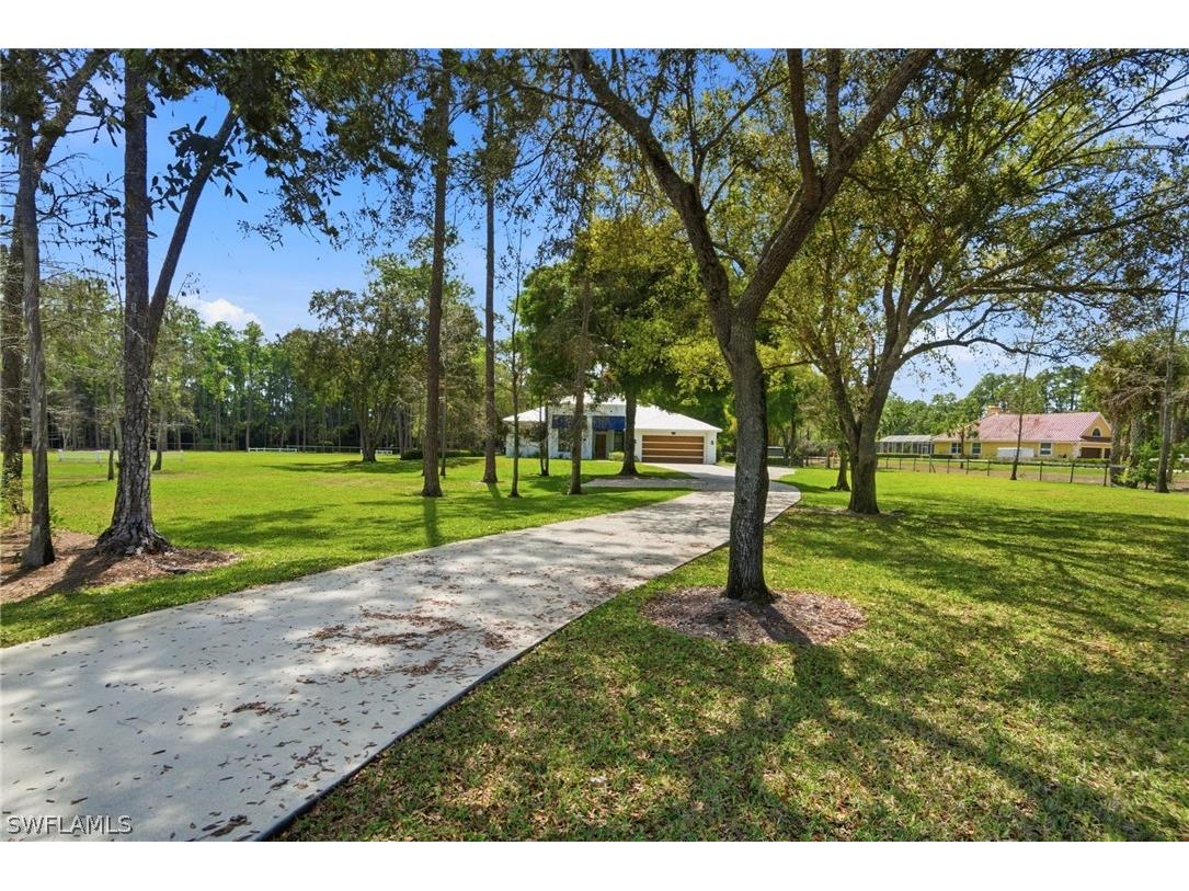 4740 5th Avenue SW Naples FL 34119 226008635 image2