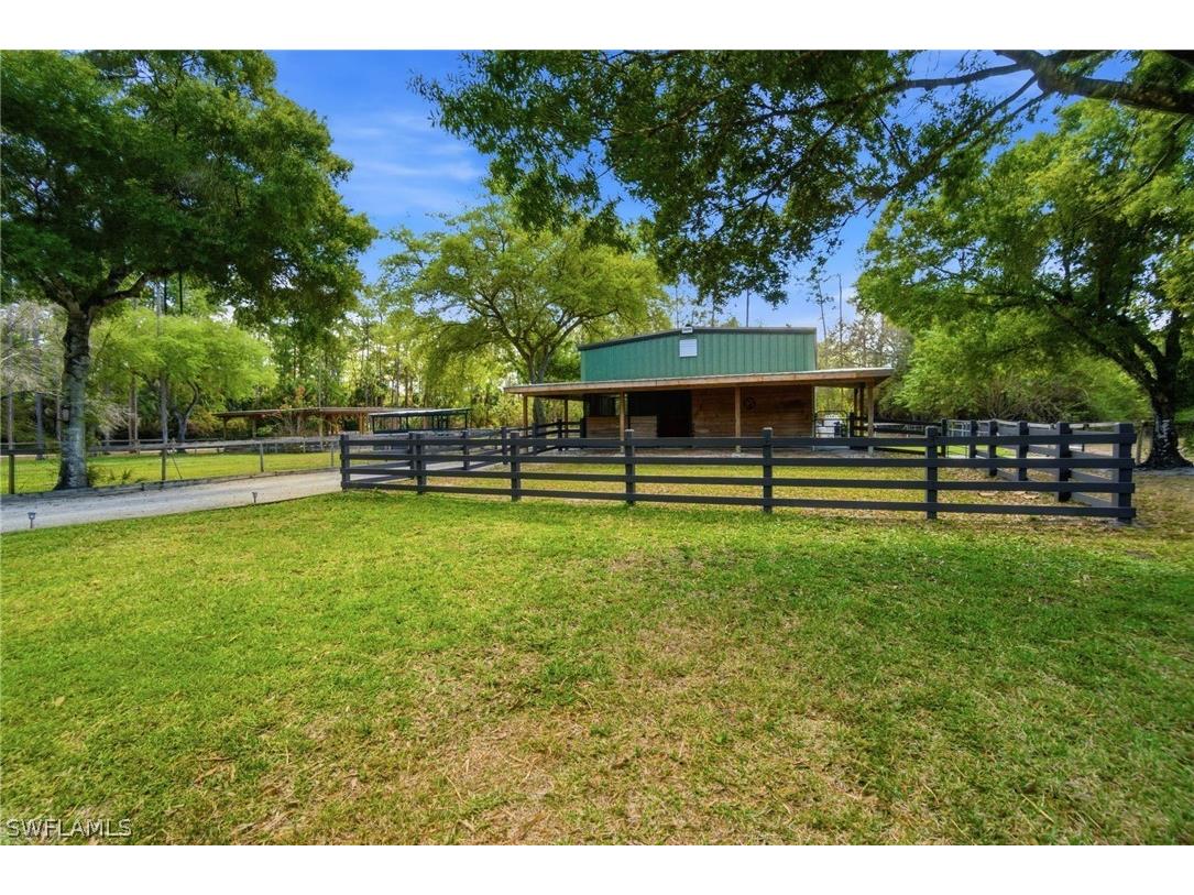 4740 5th Avenue SW Naples FL 34119 226008635 image33