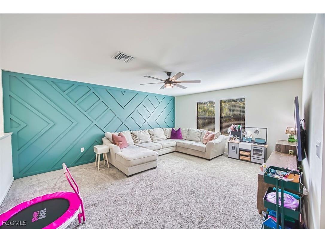 4740 Sea Eagle Court Fort Myers FL 33966 2026005603 image24