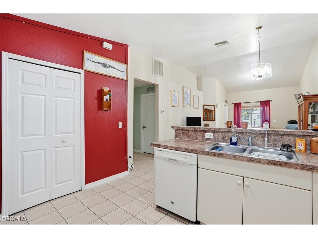 4741/4743 27th Street SW Lehigh Acres FL 33973 2025020474 image11