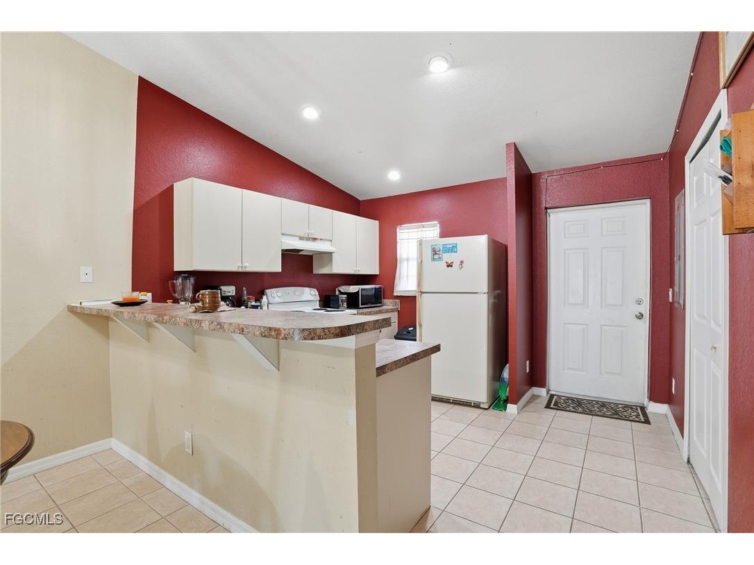 4741/4743 27th Street SW Lehigh Acres FL 33973 2025020474 image7