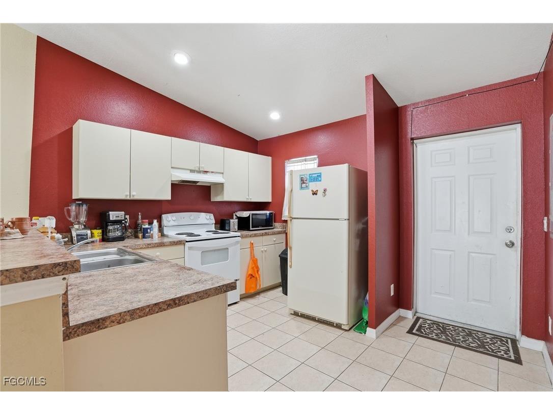 4741/4743 27th Street SW Lehigh Acres FL 33973 2025020474 image8