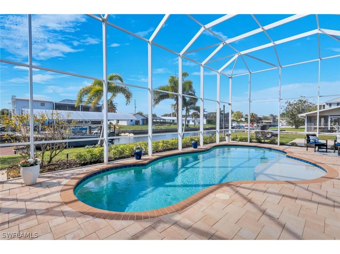 4741 Pembrooke Lane Bonita Springs FL 34134 226007481 image1