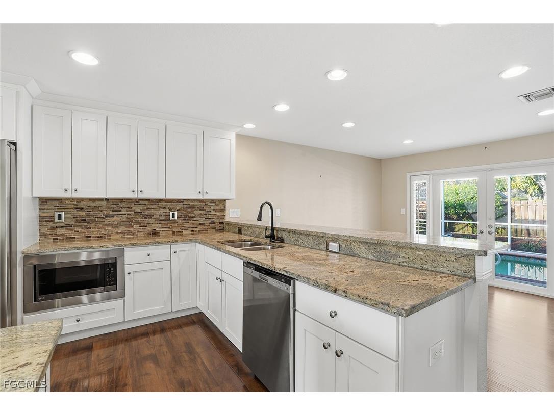 4742 Santa Del Rae Avenue Fort Myers FL 33901 2026013564 image11