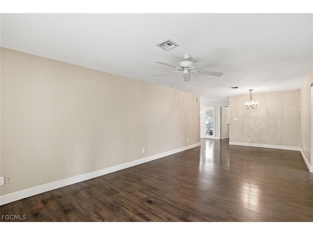 4742 Santa Del Rae Avenue Fort Myers FL 33901 2026013564 image17