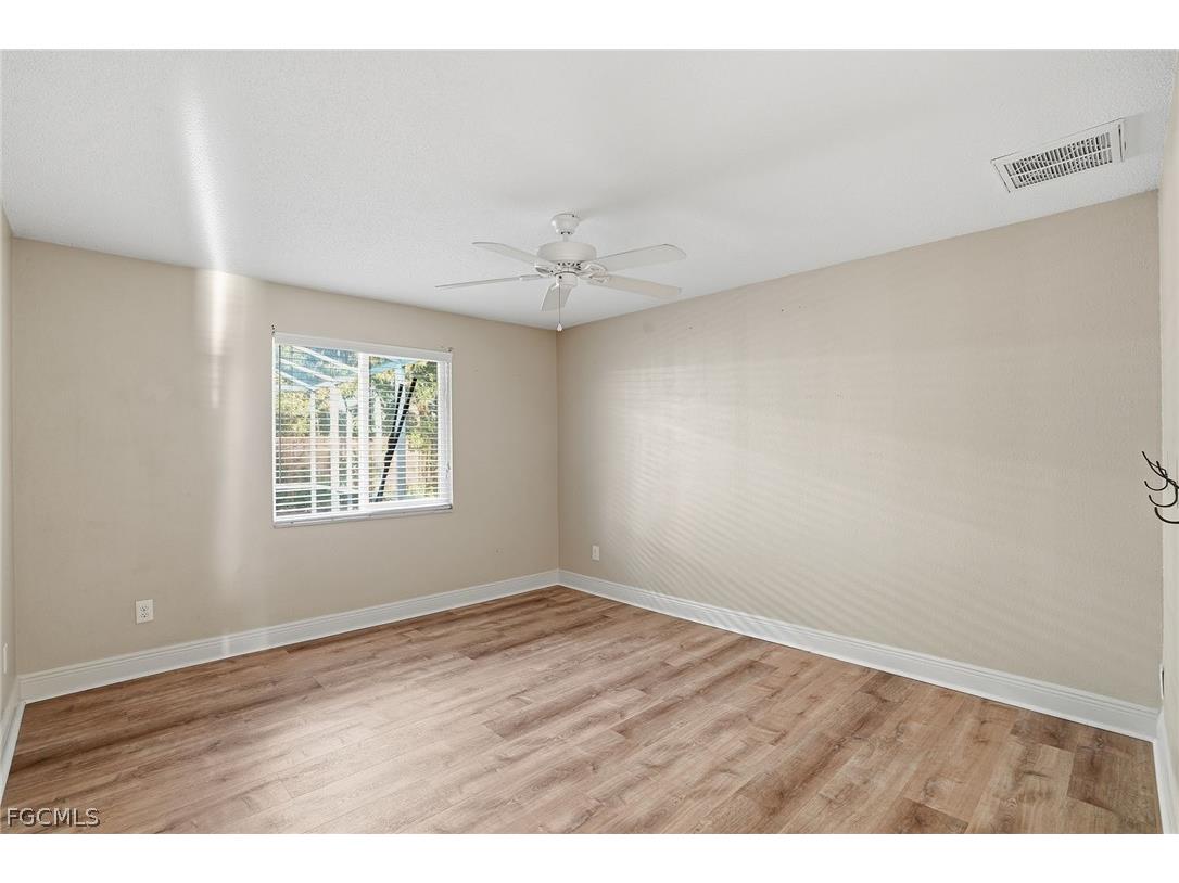 4742 Santa Del Rae Avenue Fort Myers FL 33901 2026013564 image18
