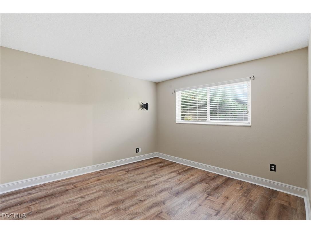 4742 Santa Del Rae Avenue Fort Myers FL 33901 2026013564 image28