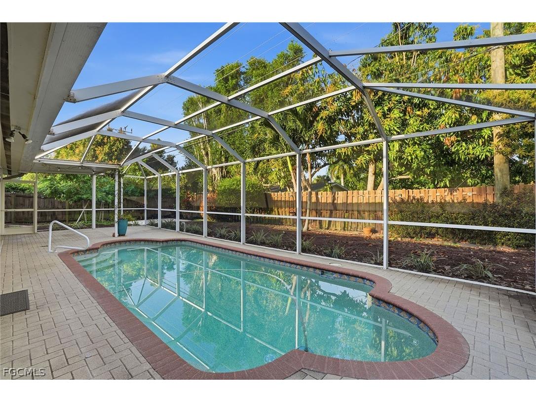 4742 Santa Del Rae Avenue Fort Myers FL 33901 2026013564 image32