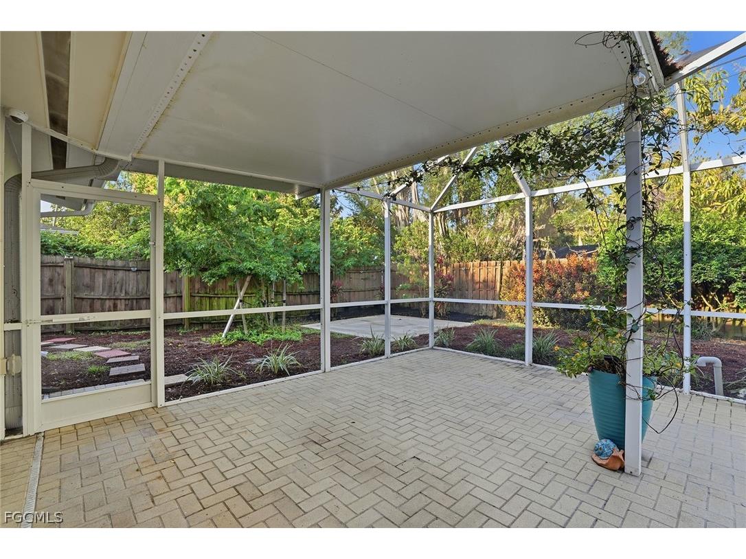 4742 Santa Del Rae Avenue Fort Myers FL 33901 2026013564 image36
