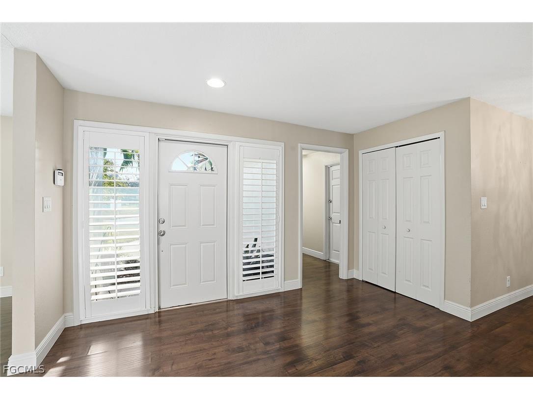 4742 Santa Del Rae Avenue Fort Myers FL 33901 2026013564 image4