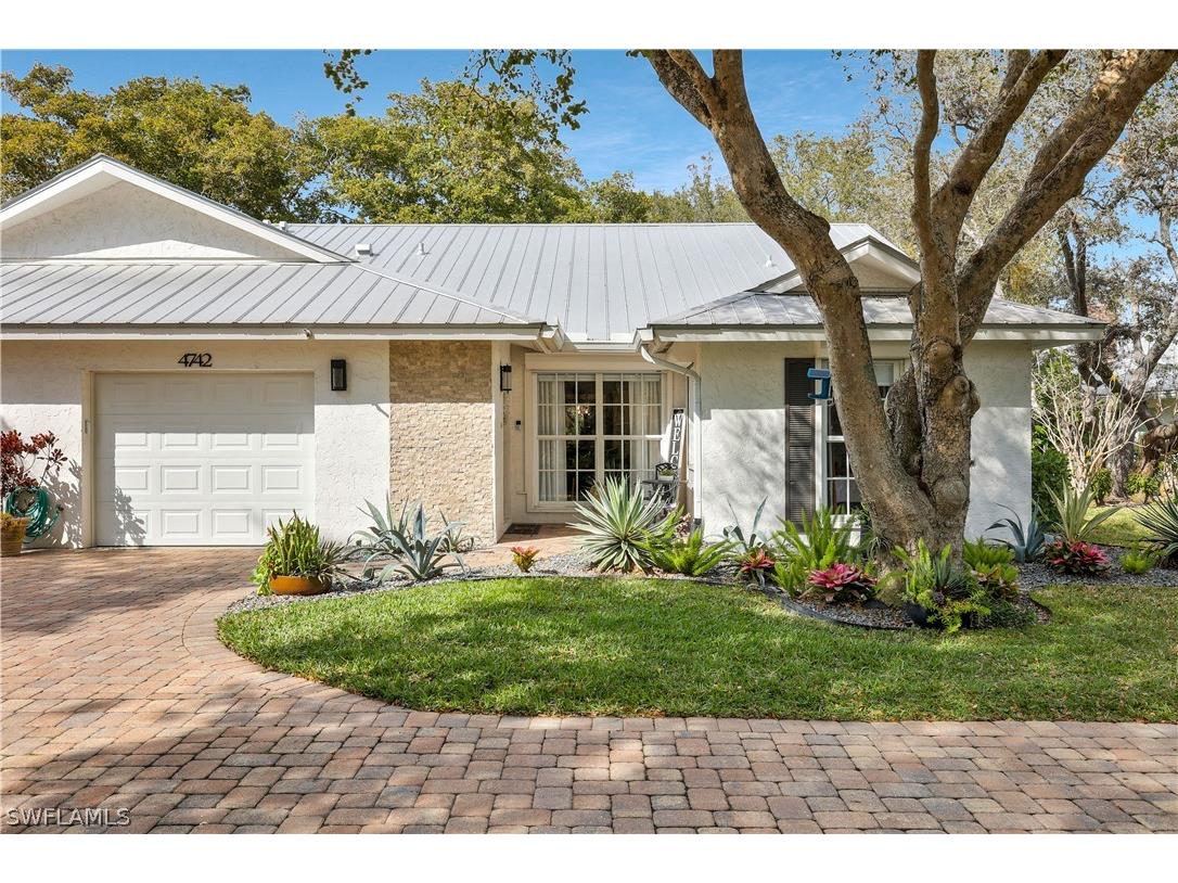 4742 West Boulevard #S8 Naples FL 34103 226009294 image9