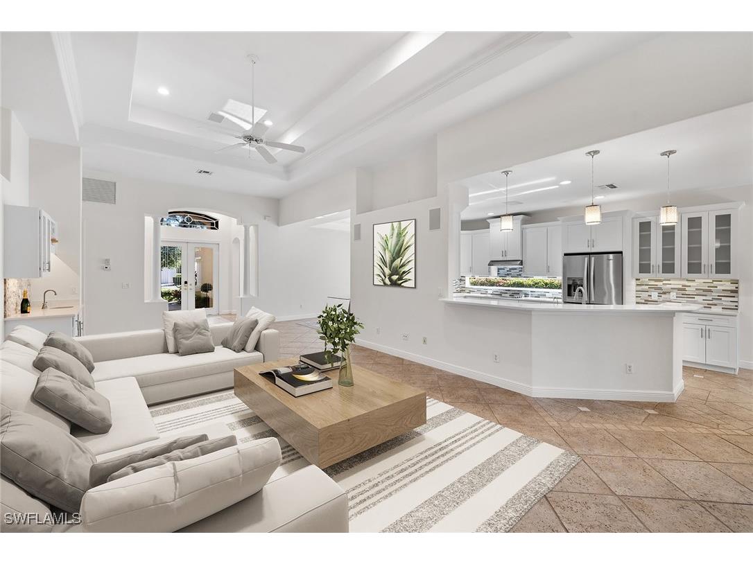4745 Cerromar Drive Naples FL 34112 225002084 image1