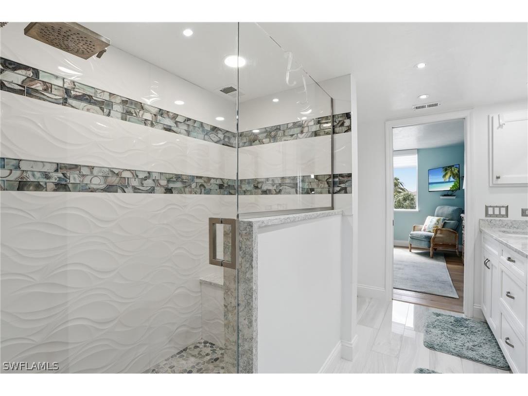 4745 Estero Boulevard #204 Fort Myers Beach FL 33931 226009902 image30