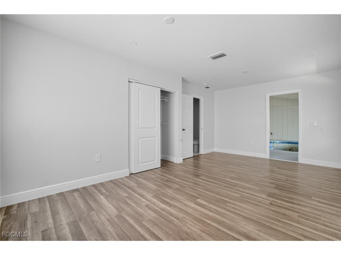 4747 Mcgregor Boulevard Fort Myers FL 33901 2025012768 image19
