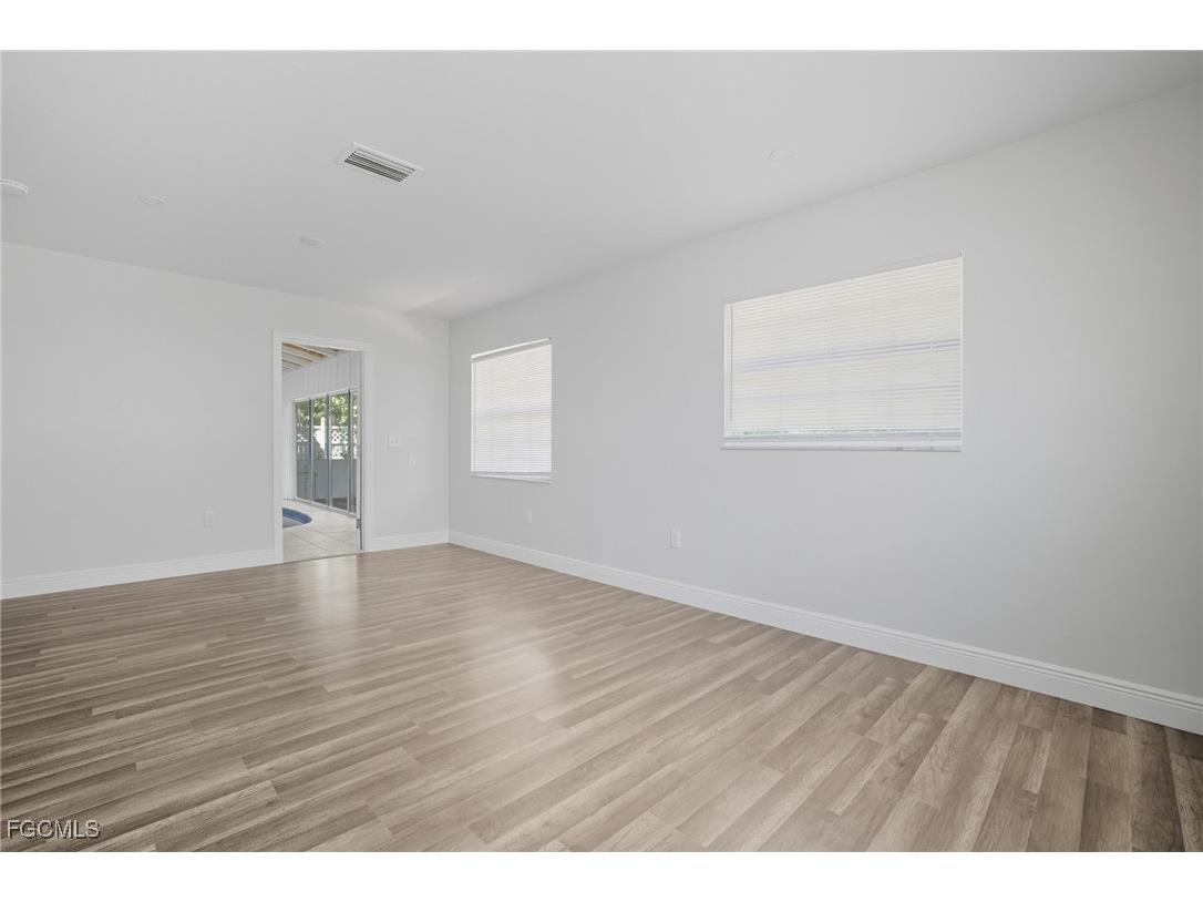 4747 Mcgregor Boulevard Fort Myers FL 33901 2025012768 image20