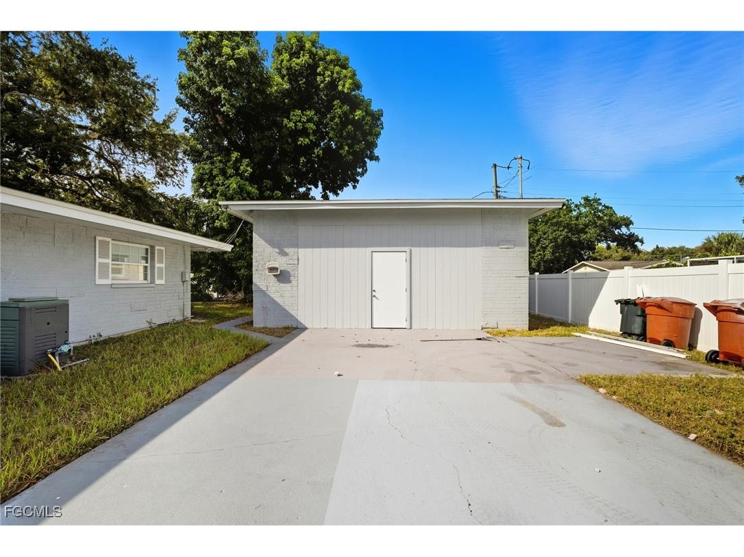 4747 Mcgregor Boulevard Fort Myers FL 33901 2025012768 image46
