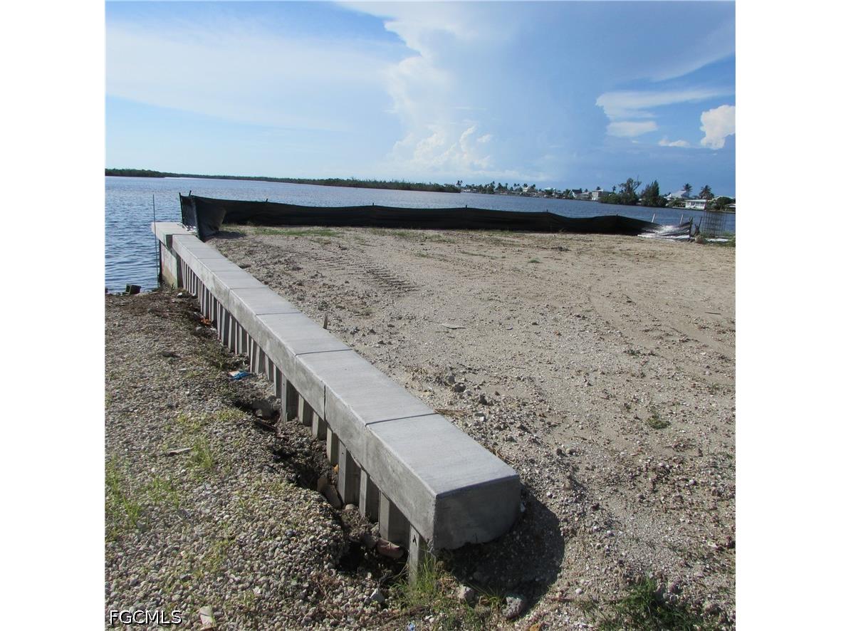 4748 Pine Island Road NW Matlacha FL 33993 2026026338 image4