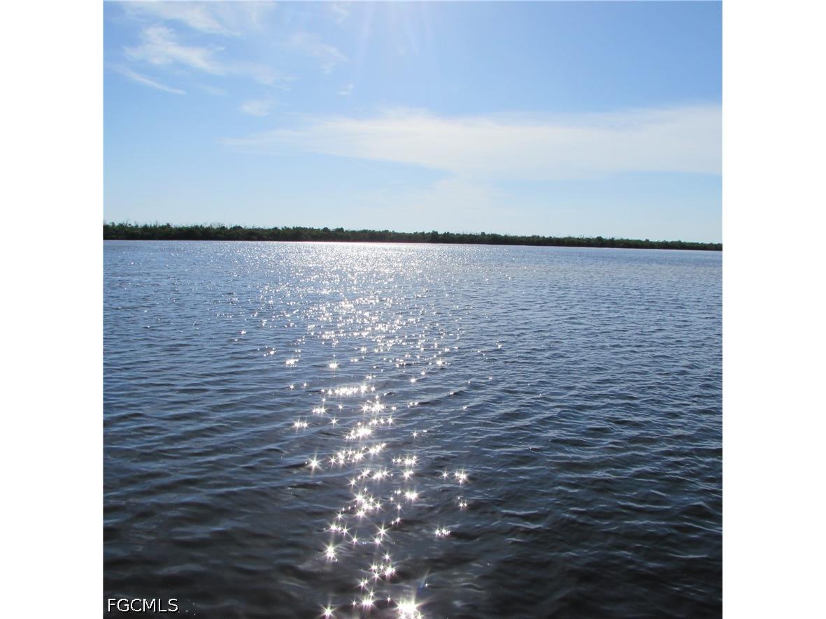 4748 Pine Island Road NW Matlacha FL 33993 2026026338 image6