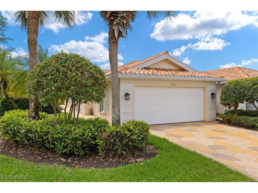 4748 San Carlo Court Naples FL 34109 225043297 image1