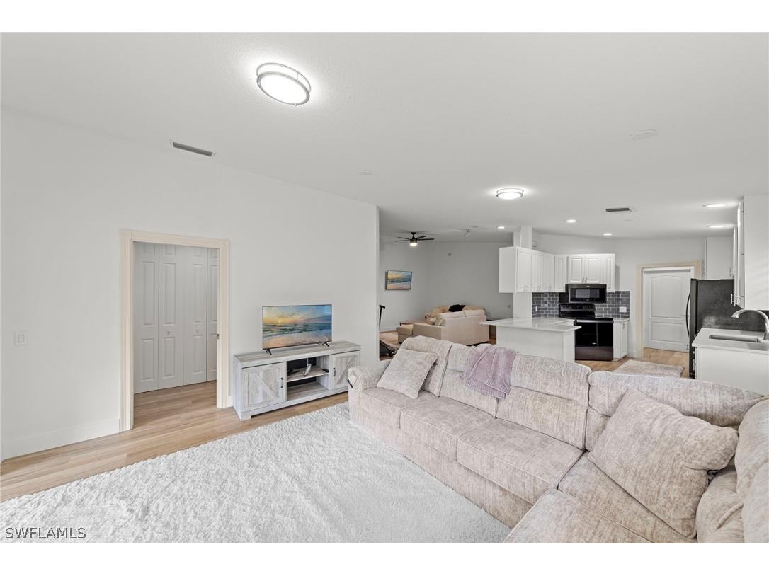 4748 San Carlo Court Naples FL 34109 226011645 image5