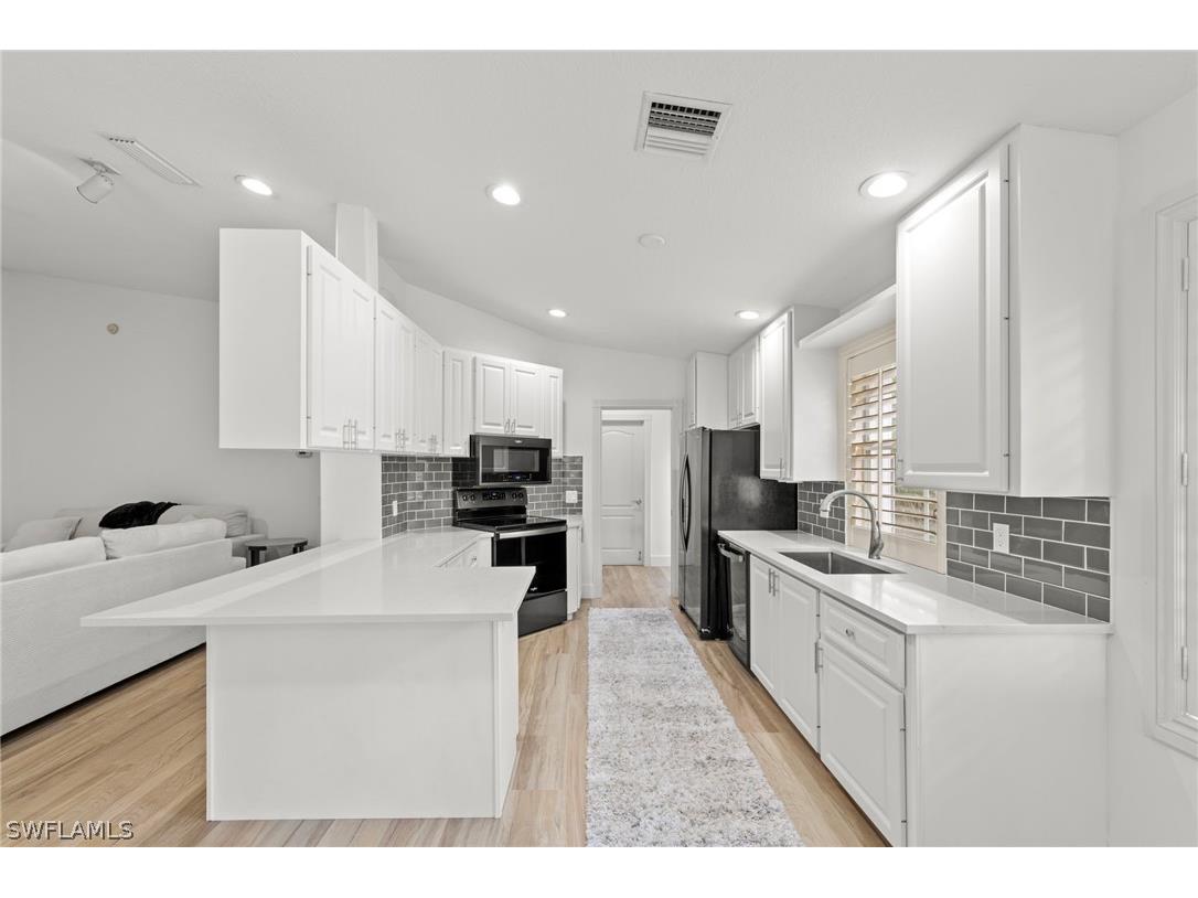 4748 San Carlo Court Naples FL 34109 226011645 image6