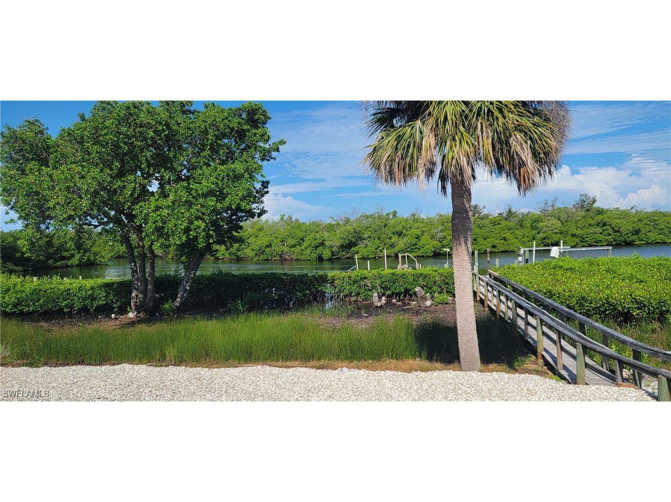4749 Tahiti Drive Bonita Springs FL 34134 225047922 image3