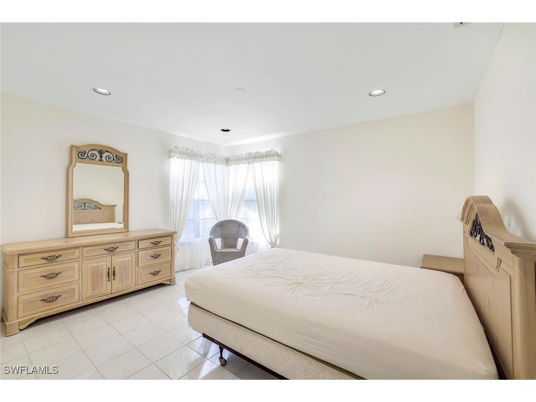 475 Seabee Avenue Naples FL 34108 224094878 image22