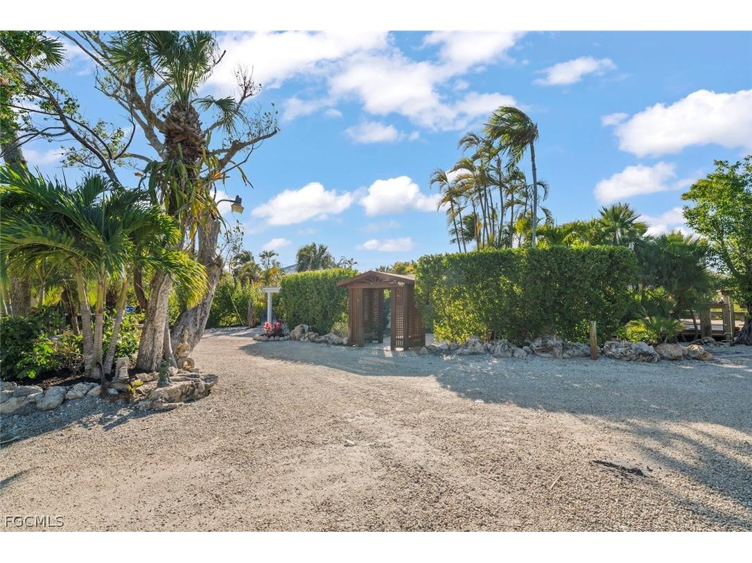  Sanibel FL 33957 2026006933 image23
