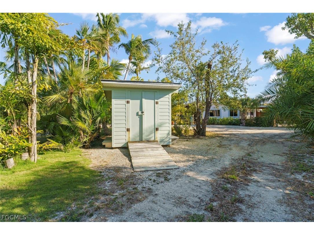  Sanibel FL 33957 2026006933 image47