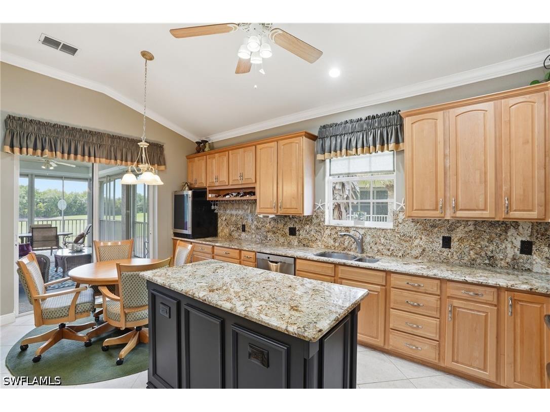 4750 Shinnecock Hills Court #202 Naples FL 34112 225080614 image8