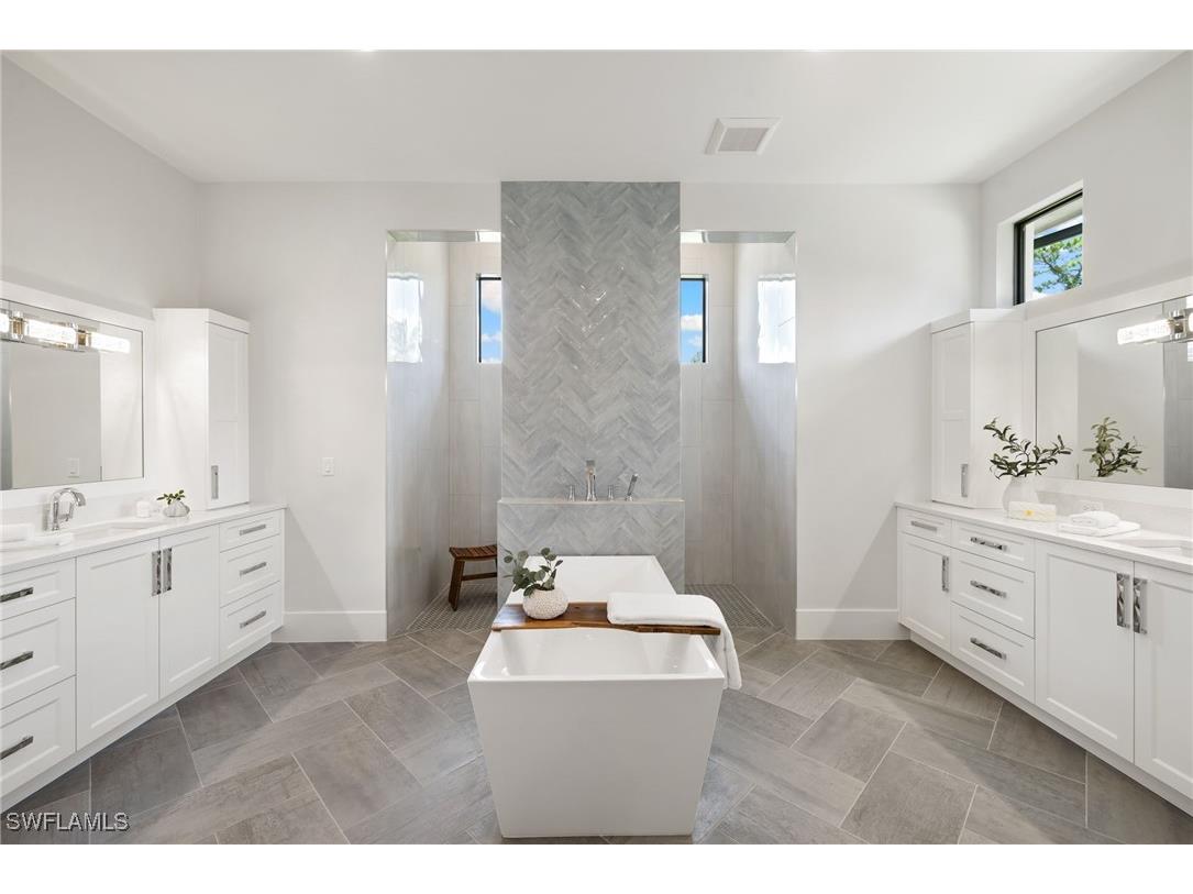 4751 1st Avenue SW Naples FL 34119 225065568 image23