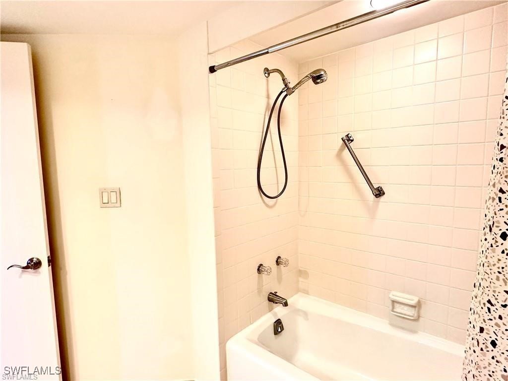 4751 Gulf Shore Boulevard N #1202 Naples FL 34103 225071775 image20