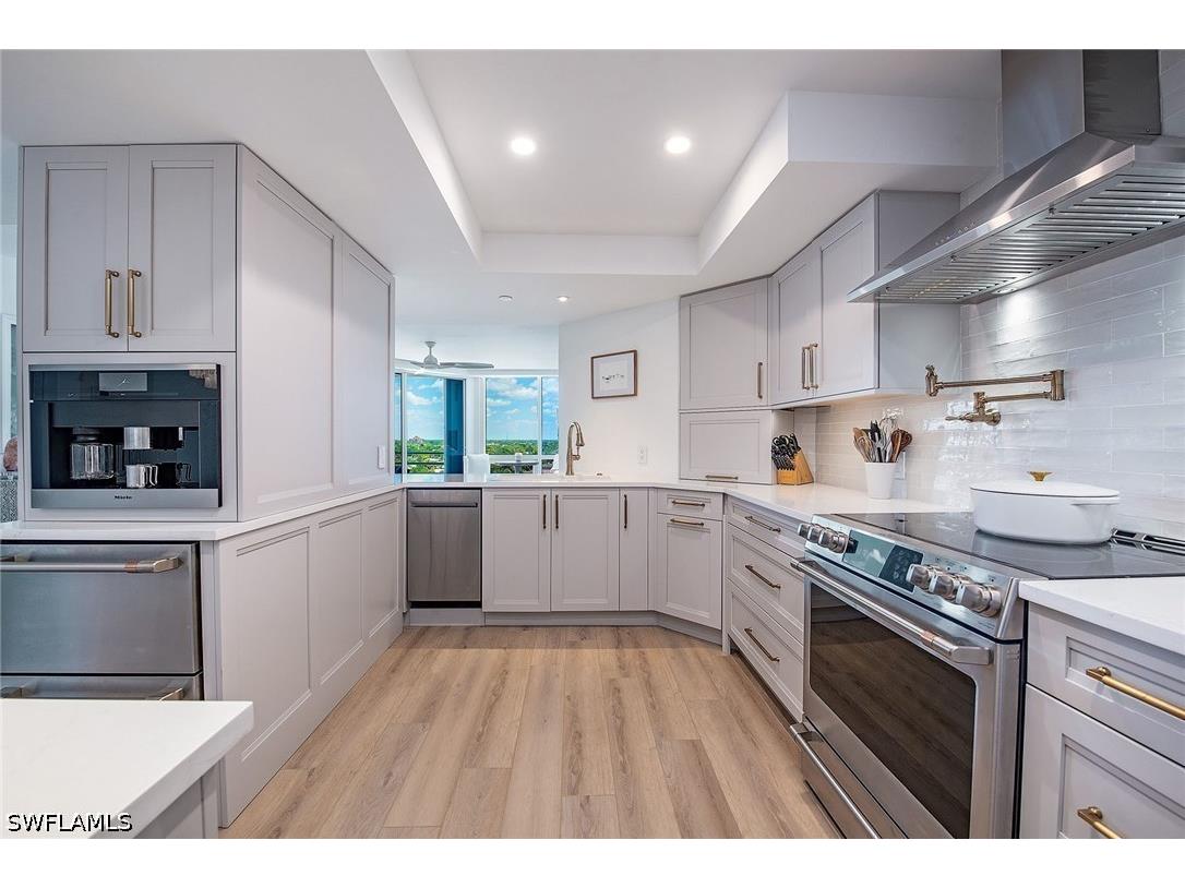 4751 Gulf Shore Boulevard N #1204 Naples FL 34103 226019601 image8