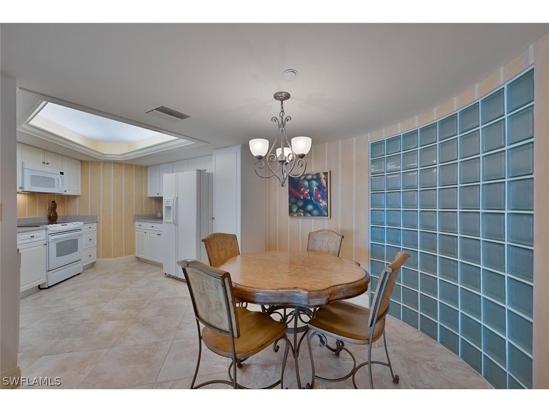 4751 Gulf Shore Boulevard N #1507 Naples FL 34103 226012483 image10