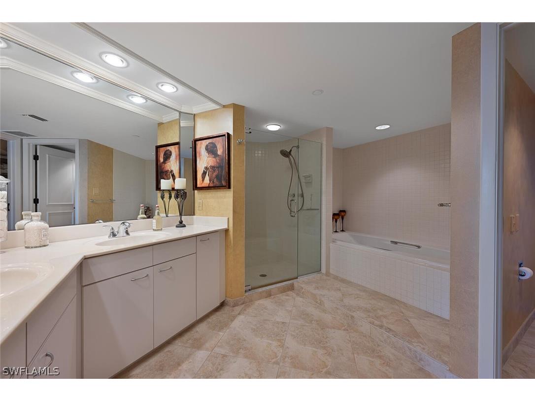 4751 Gulf Shore Boulevard N #1507 Naples FL 34103 226012483 image14