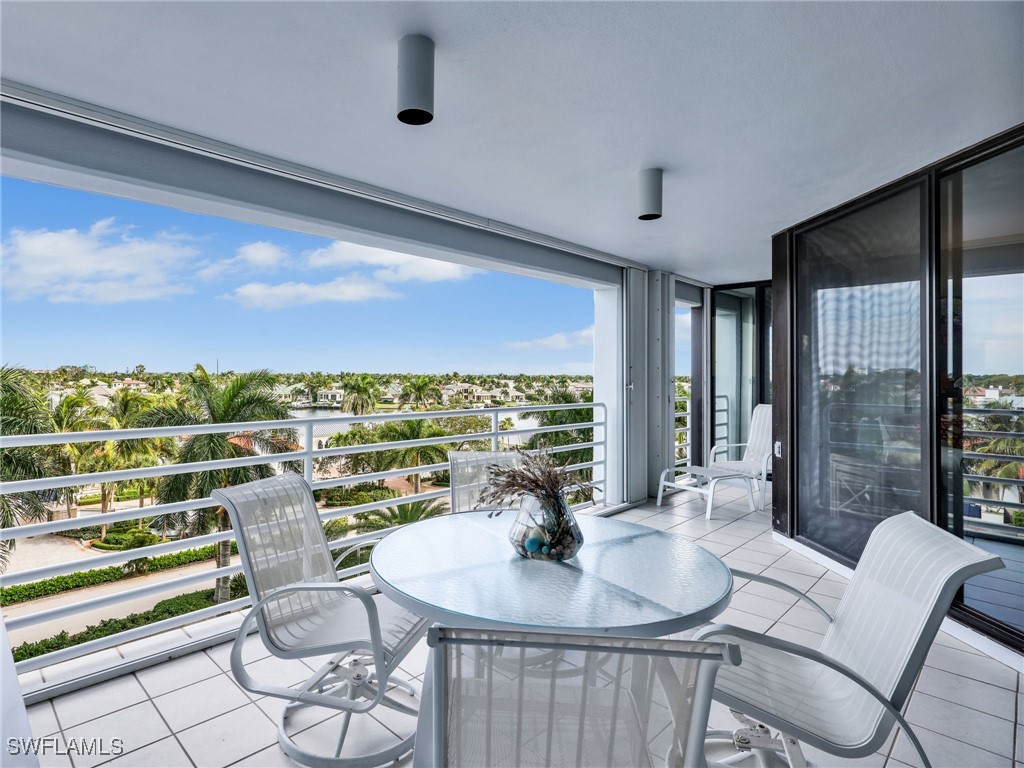 4751 Gulf Shore Boulevard N #602 Naples FL 34103 225079521 image10